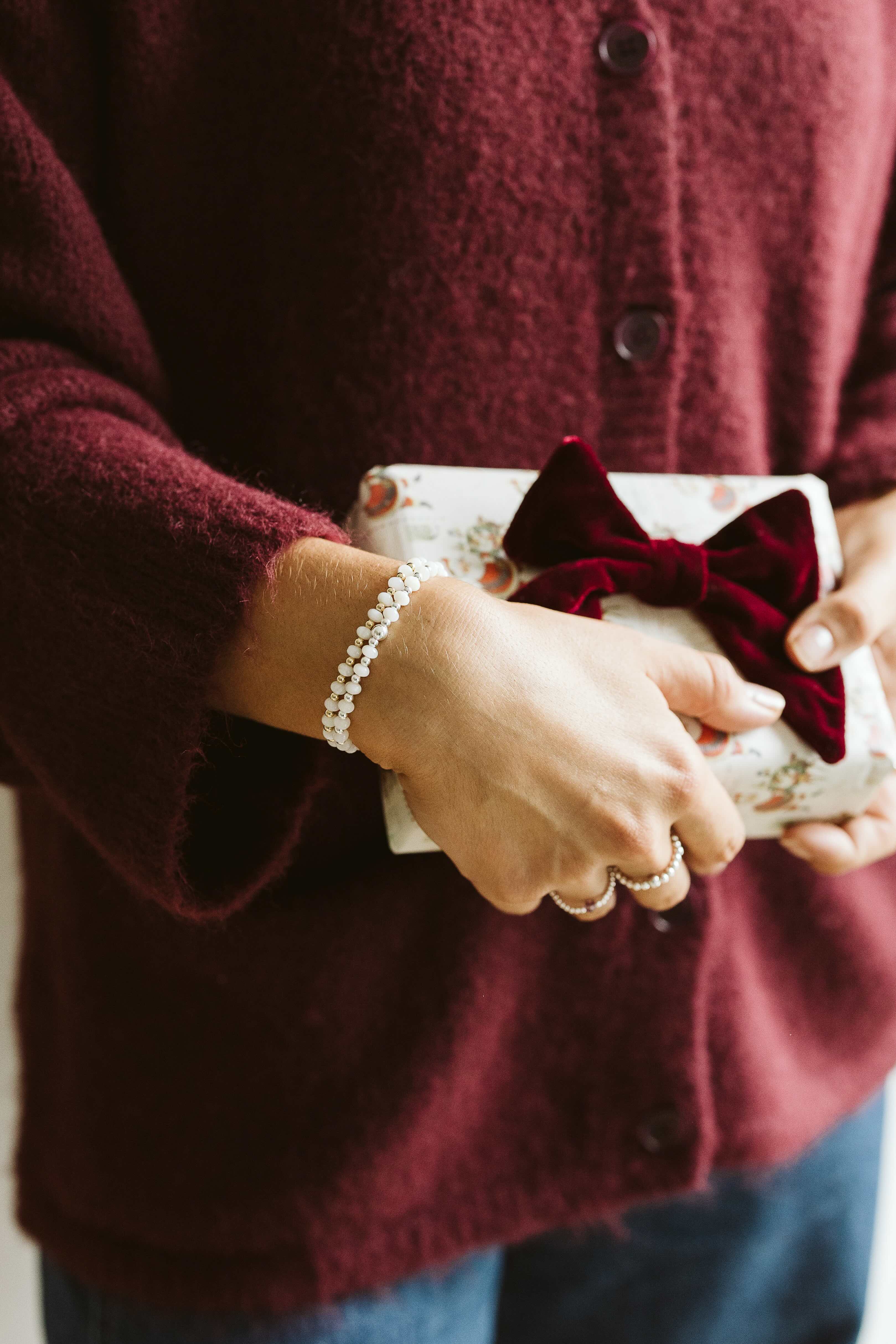 Chunky pearl beaded bracelet
